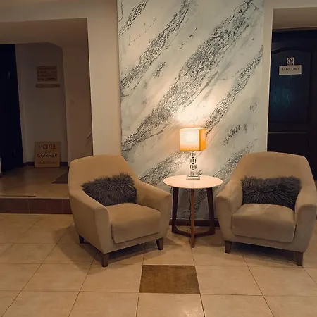Hotel Corner