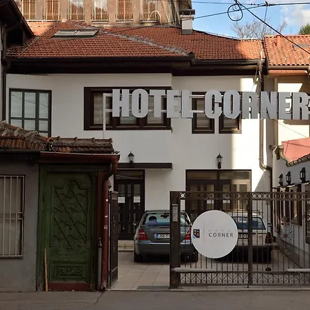 Hotel Corner 3*