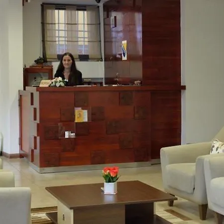Hotel Corner